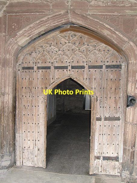 Photo 6"x4" Doorway from the cloister, Hereford Cathedral Hereford c2007