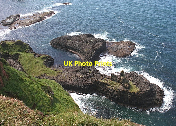 Photo 6"x4" The Horseshoe Dunseverick c2007