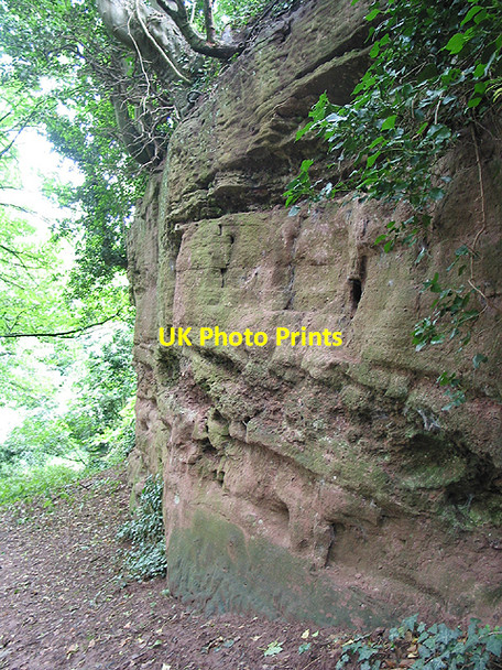 Photo 6"x4" Sandstone cliff Ross-on-Wye c2007