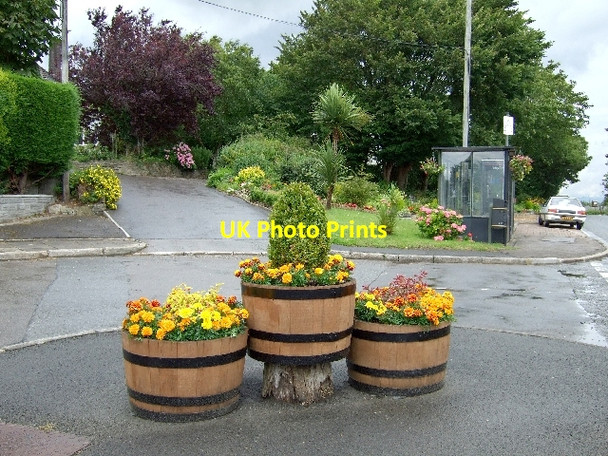 Photo 6"x4" Ystradowen Bus Stop Ystradowen\/ST0177 c2007