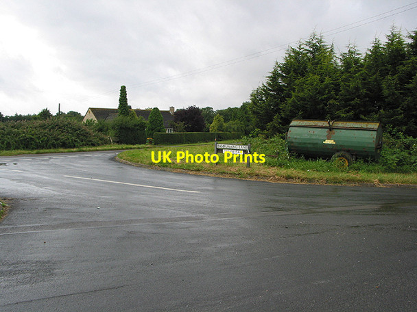 Photo 6"x4" Road junction at Bamfurlong Lane Bamfurlong\/SO9021 c2007