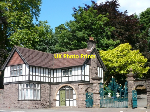 Photo 6"x4" Belle Vue Park Lodge, Cardiff Road Newport\/Casnewydd c2007
