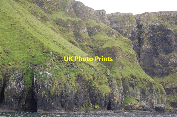 Photo 6"x4" Sea cliffs at Sloc a' Ghallubhaich A' Chill c2007