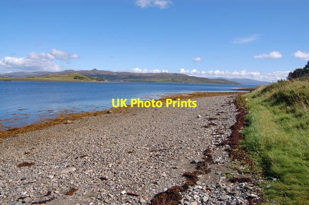 Photo 6"x4" Shore of Loch Sligachan Peinachorrain c2007