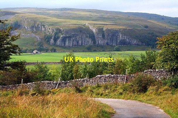 Photo 6"x4" Kilnsey Crag. Kilnsey c2007