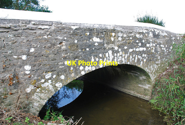 Photo 6"x4" Under Bow Brook Bridge Combe Throop c2007