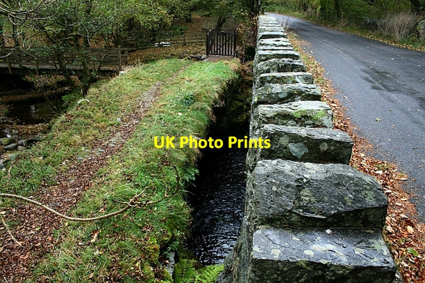 Photo 6"x4" Old and New Bomby c2007
