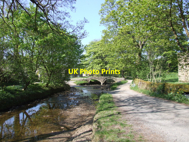 Photo 6"x4" Old Bridge at Wycoller Trawden c2007