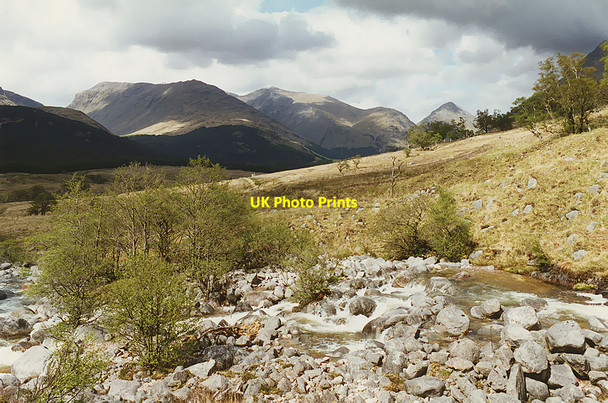 Photo 6"x4" The Allt Mheuran Kinlochetive c1996