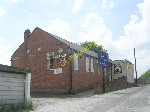 Photo 6"x4" Village Club - Doncaster Road Moorhouse\/SE4810 c2009