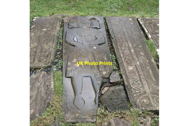 Photo 6"x4" Kildalton church - grave slabs Kildalton Church c2008