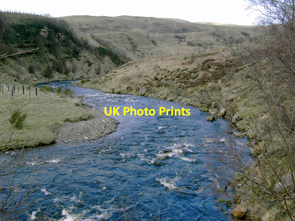 Photo 6"x4" A bend in the River Coquet Linbriggs c2008