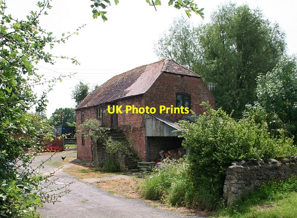 Photo 6"x4" Old barn, Home Farm Rye Street c2008
