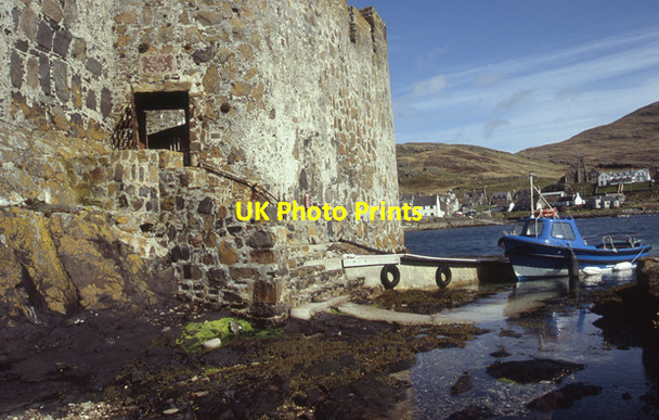 Photo 6"x4" Landing stage Kisimul castle, Castlebay. Barra. Leadaig c2007