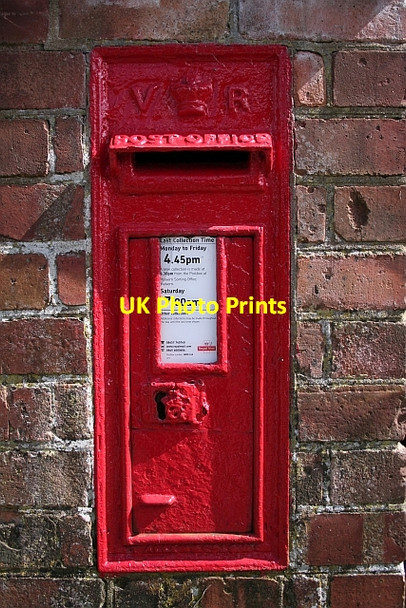 Photo 6"x4" Victorian Postbox, Ham Green Ham Green\/SO7444 c2008