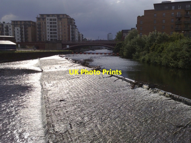 Photo 6"x4" Crown Point Bridge and Weir Leeds\/SE3034 c2008