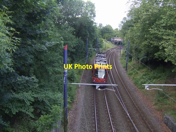 Photo 6"x4" Wolverhampton bound tram at site of old Priestfield Station Wolverhampton c2008