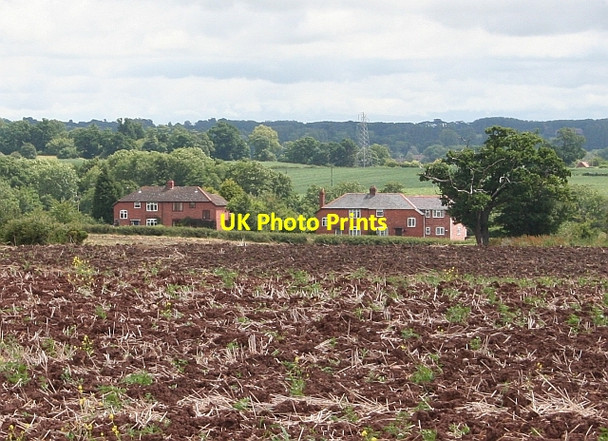 Photo 6"x4" Agricultural workers' cottages, Clevelode Guarlford c2008