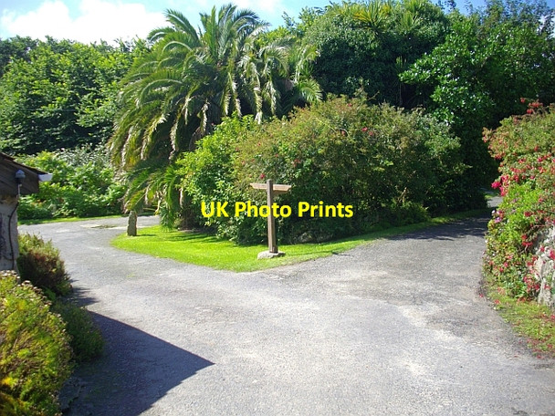 Photo 6"x4" Guide post in Holy Vale, St. Mary's Hugh Town c2008