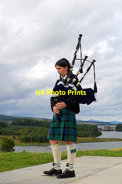 Photo 6"x4" A Piper at the Lairg 2008 Crofters Show Lairg \/ An Luirg c2008