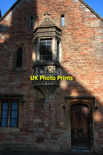 Photo 6"x4" Oriel window of Vicars Hall, St Andrew Street - Wells Wells c2008