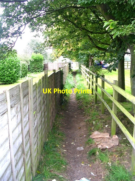 Photo 6"x4" Footpath - Silcoates Lane Wakefield\/SE3320 c2008