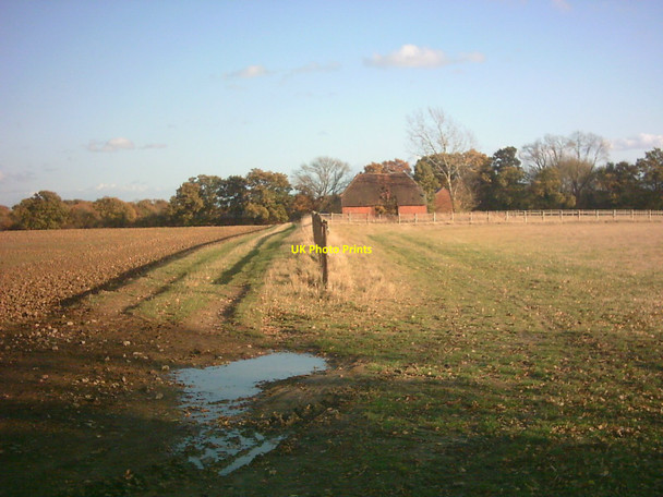 Photo 6"x4" Old Barn Billingshurst c2003