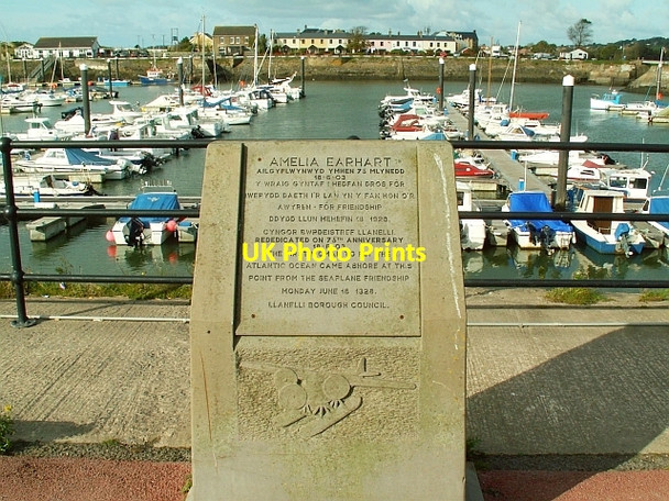 Photo 6"x4" Amelia Earhart memorial, Burry Port harbour Burry Port\/Porth Tywyn c2008