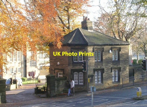 Photo 6"x4" Lodge - Bradford Grammar School - Keighley Road Shipley\/SE1437 c2008
