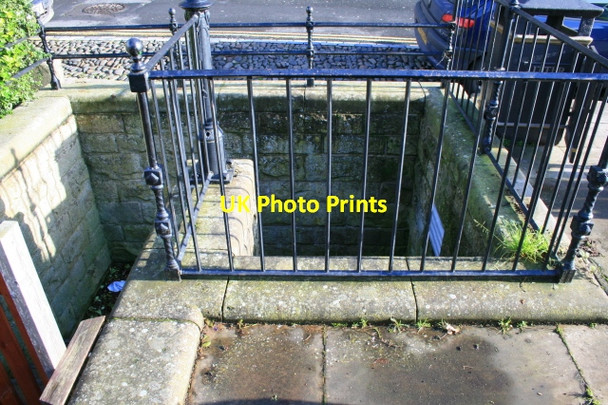 Photo 6"x4" No Longer a Convenience to the Public Barnard Castle c2008