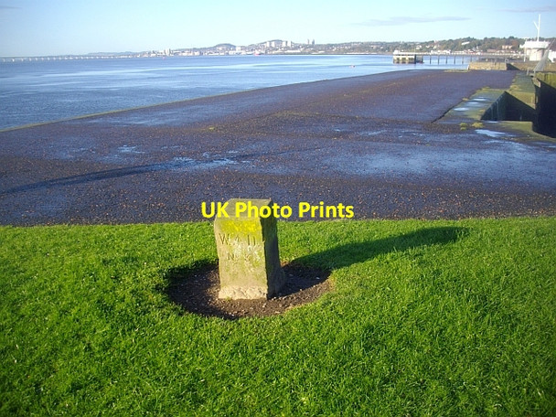 Photo 6"x4" Boundary Stone, Broughty Castle Tayport c2008