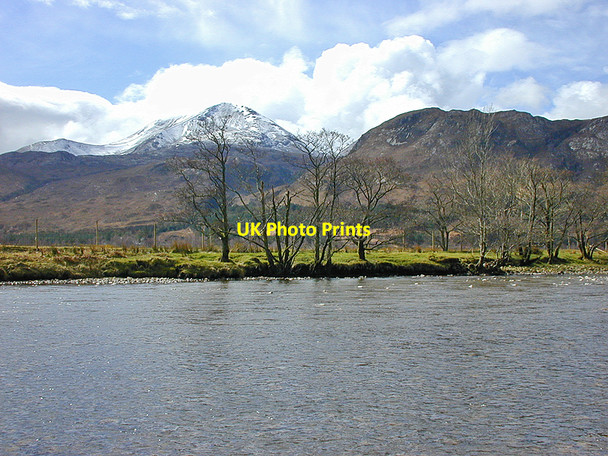 Photo 6"x4" The Kinlochewe River Anancaun c2000