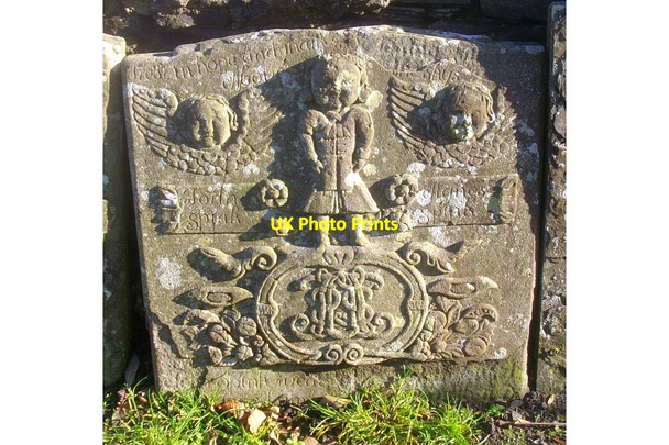Photo 6"x4" Gravestone in St. Vigeans Churchyard Arbroath c2008