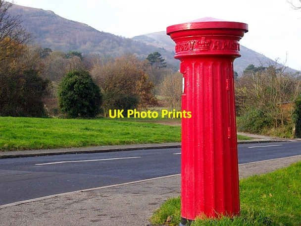 Photo 6"x4" Fluted Victorian Pillarbox Great Malvern c2008