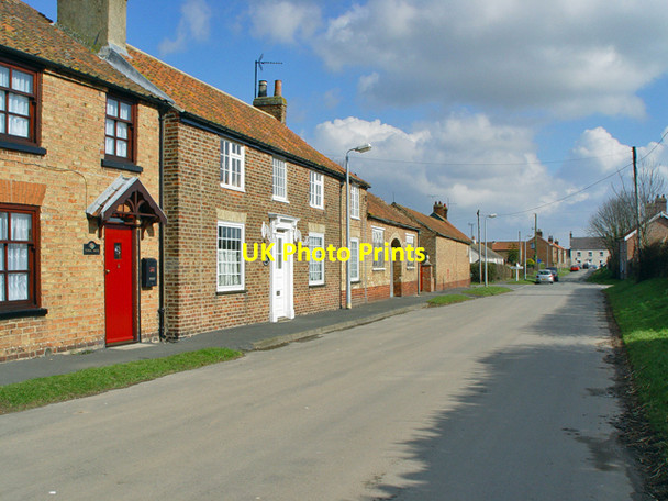 Photo 6"x4" Main Street, Harpham Harpham c2008