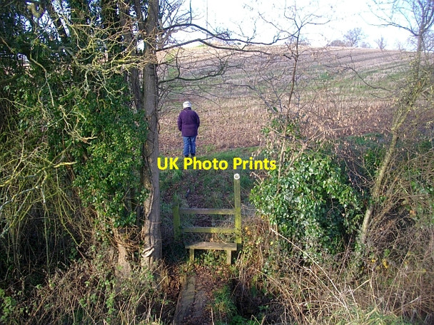 Photo 6"x4" Footbridge to Oldfields Leddington c2008