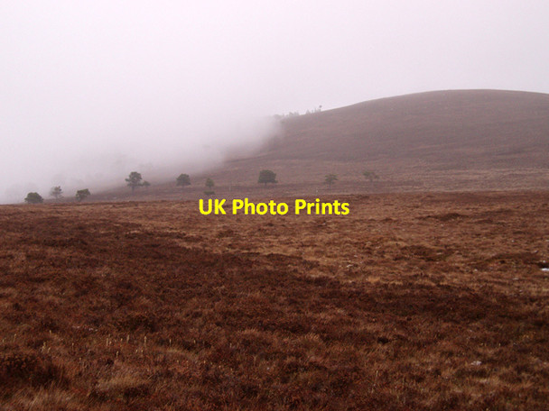 Photo 6"x4" Low Cloud approaching Carn Dearg Sluggan c2009