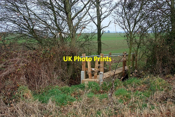 Photo 6"x4" New Footbridge near Hallwood Green. Hallwood Green c2008