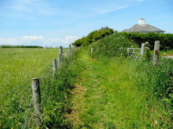 Photo 6"x4" Permissive path by Coleton Barton Kingston\/SX9051 c2009