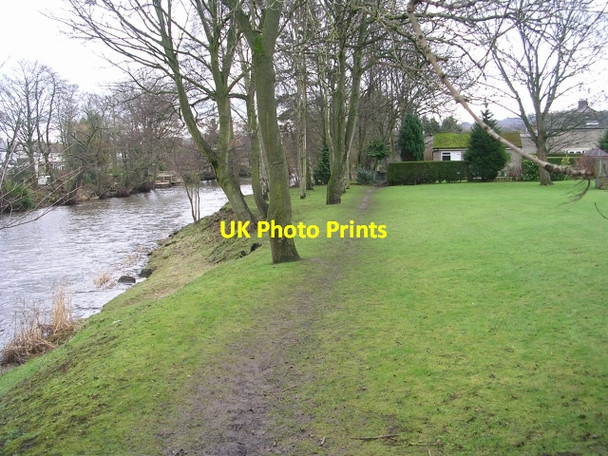 Photo 6"x4" Footpath on Bank of River Aire - Bradford Road Bingley\/SE1139 c2009