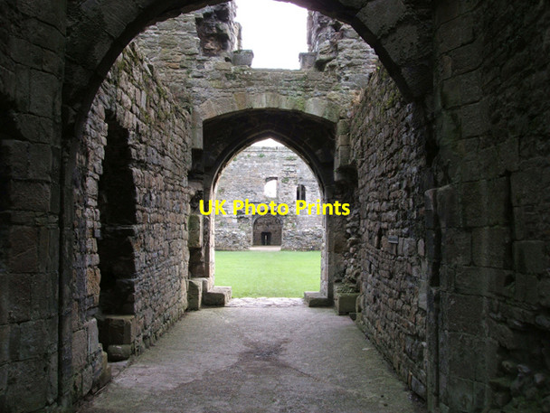 Photo 6"x4" Beaumaris Castle Beaumaris c2006