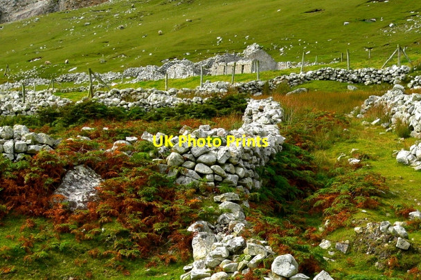 Photo 6"x4" Port - Deserted fishing village Kilgoly c2005