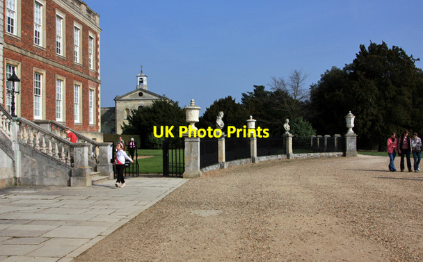 Photo 6"x4" Outside Wimpole Hall Arrington c2009