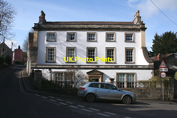 Photo 6"x4" Shepton Mallet: No 1, Leg Square Shepton Mallet c2009