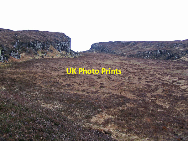 Photo 6"x4" Inland cliffs Colbost c2009