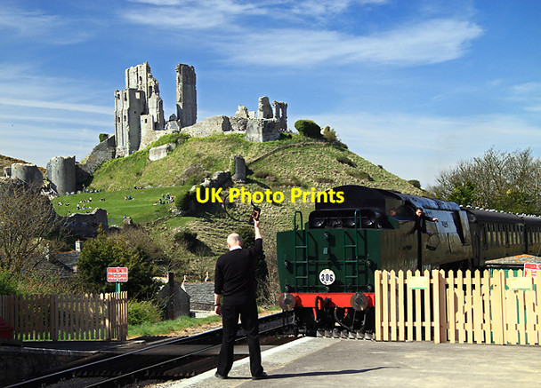 Photo 6"x4" Token exchange at Corfe Castle Corfe Castle c2009
