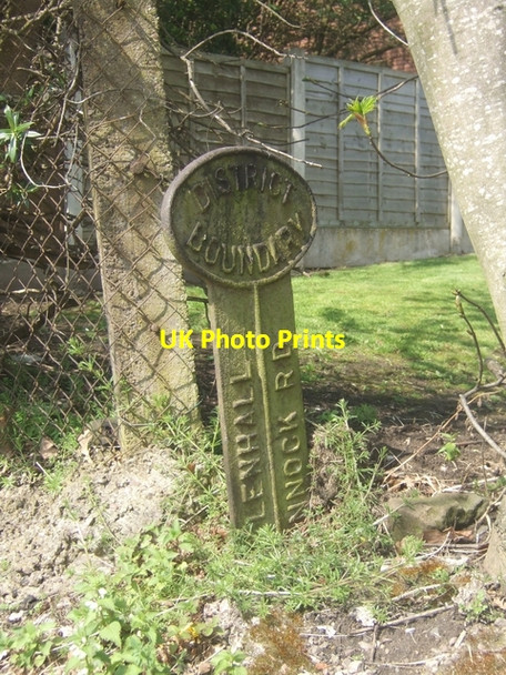Photo 6"x4" District Boundary Marker Wednesfield c2009