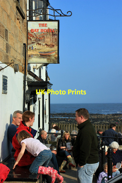 Photo 6"x4" The Bay Hotel, Robin Hood's Bay Fylingthorpe c2009