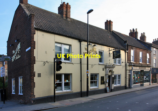 Photo 6"x4" The New Globe, Malton Malton\/SE7871 c2009