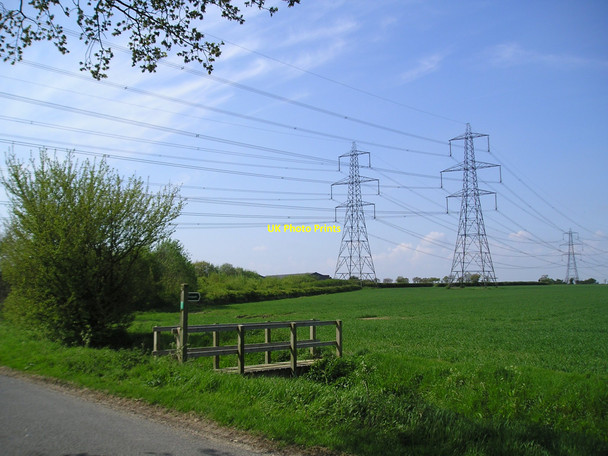 Photo 6"x4" Footpath bridge and pylons Larks' Hill c2009